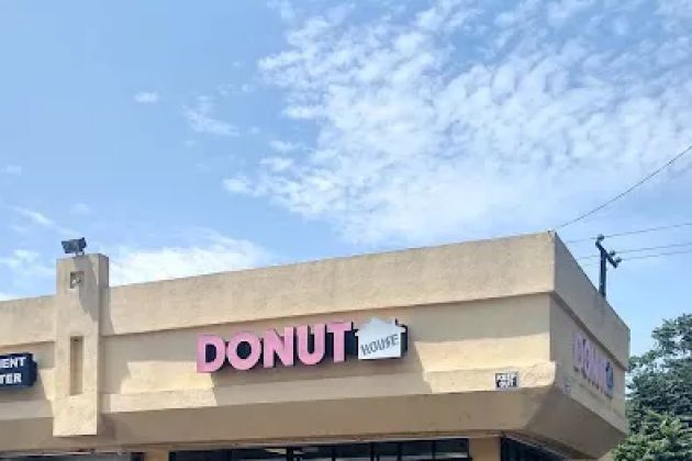 Donut House