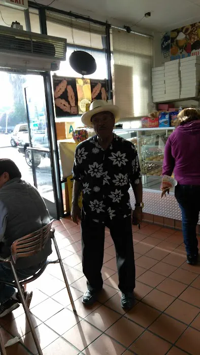 Donut House Picture 4