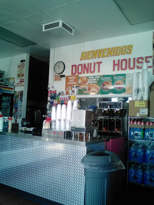 Donut House Picture 6