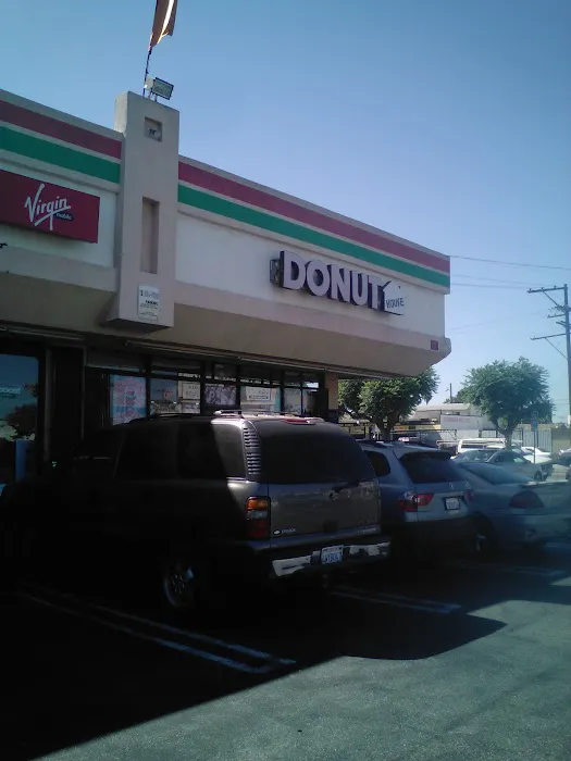 Donut House Picture 2