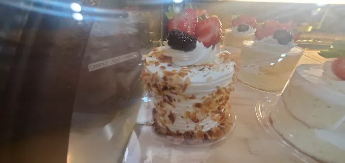 Candlelight Bakery Picture 4