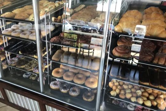 Yum Yum Donuts