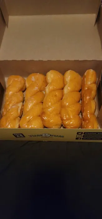 Yum Yum Donuts Picture 10