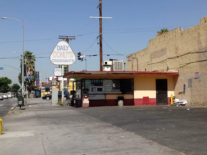 Daily Donuts Croissants Picture 5