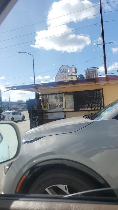 Daily Donuts Croissants Picture 3