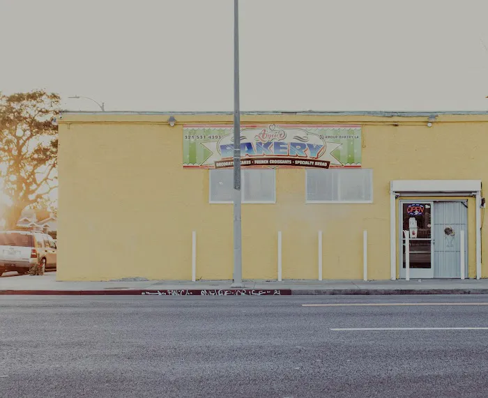 Amour Bakery Picture 4