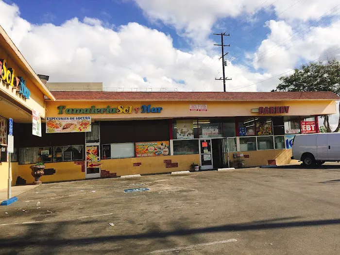 Salgado's Bakery - Lynwood Picture 1