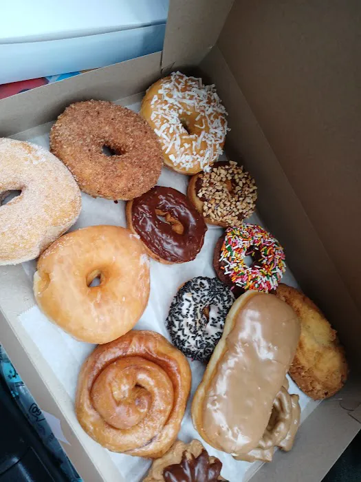 Foster's Family Donuts Picture 2