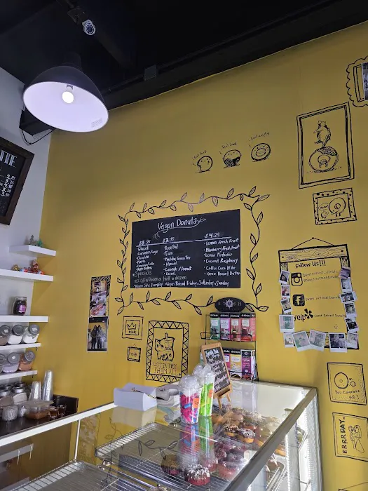 Sweet Retreat Donuts Picture 8