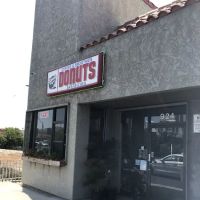 Sweet Retreat Donuts ico