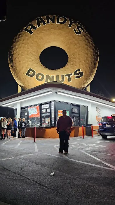 Randy's Donuts Picture 10