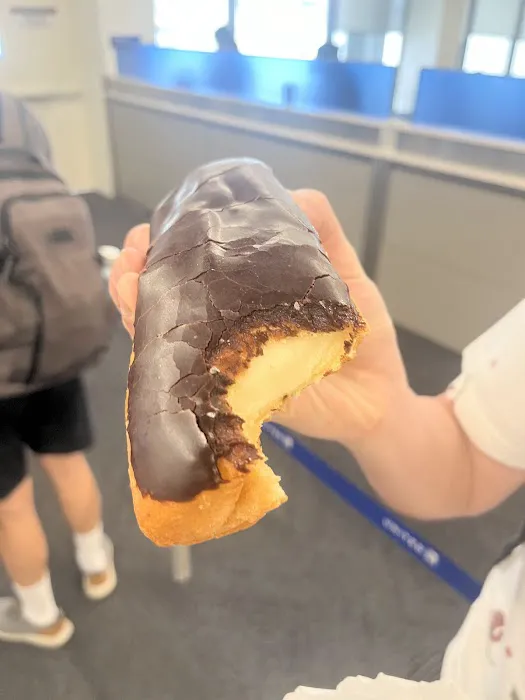 Randy's Donuts Picture 2