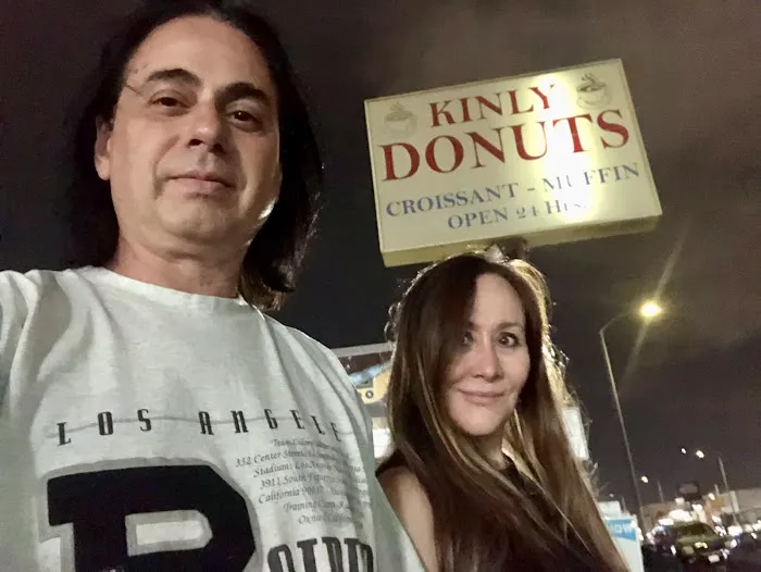 Kinly Donuts Picture 1