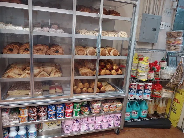 Panaderia Los Carnales Picture 4