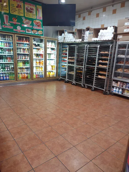 Panaderia Los Carnales Picture 3