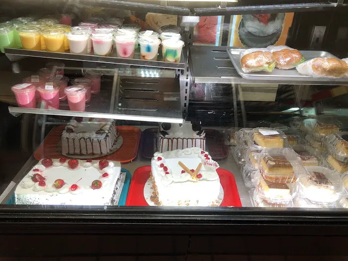 La Favorita Bakery Picture 1