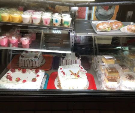 La Favorita Bakery