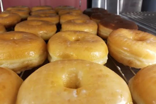 Rainbows Donuts