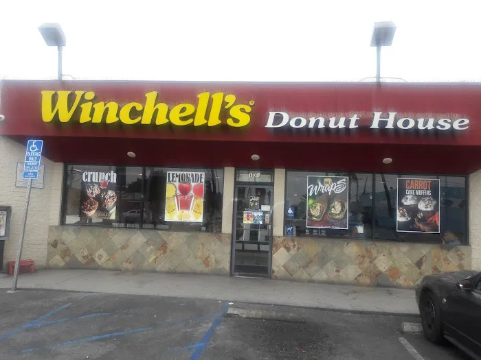 Winchell's Donut House Picture 8