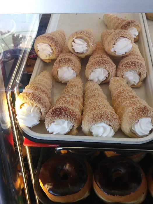 Winchell's Donut House Picture 7