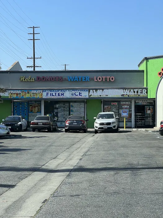 Hola Donuts & Water Picture 6