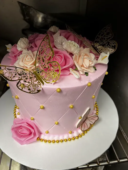 Mi Tierra Bakery El Ñero Picture 6