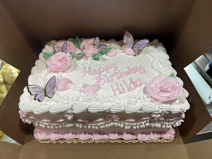 Mi Tierra Bakery El Ñero Picture 8