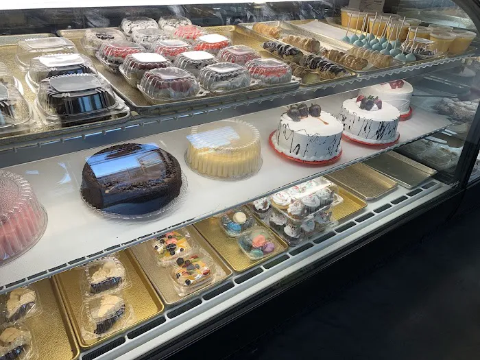 Karo’s Cake Shop Picture 2