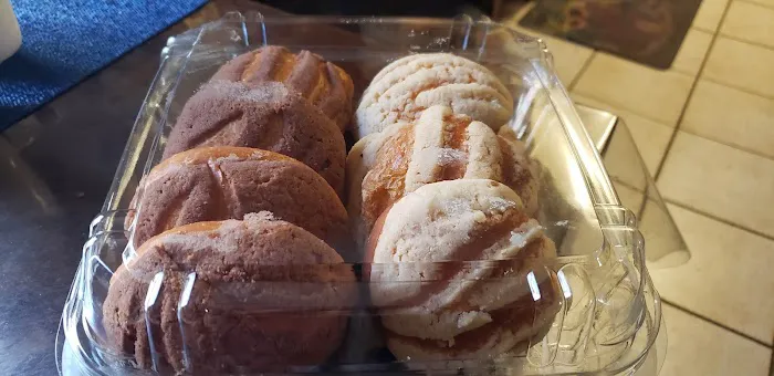 La Favorita Bakery Picture 8