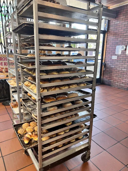 La Favorita Bakery Picture 10