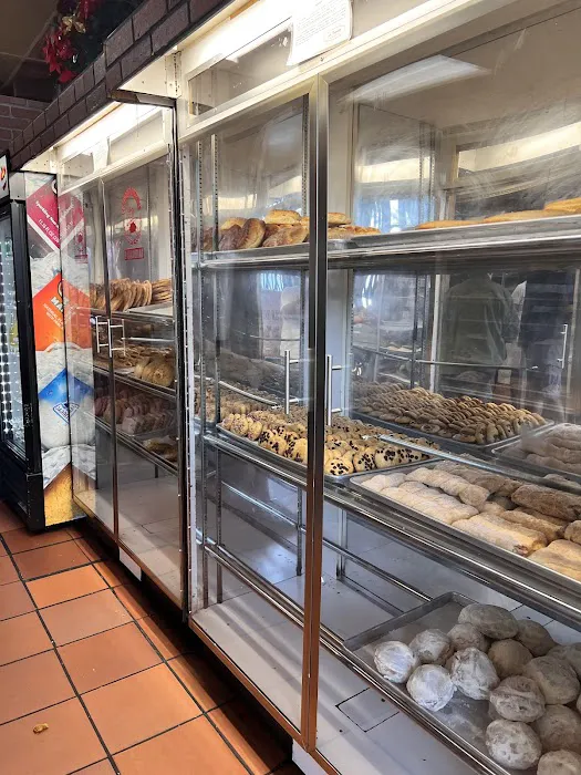 La Favorita Bakery Picture 6