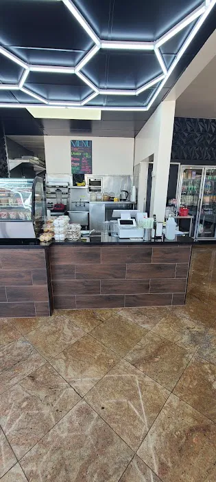 Evelyn's Bakery Picture 9