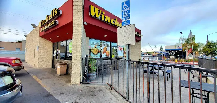 Winchell's Donut House Picture 8