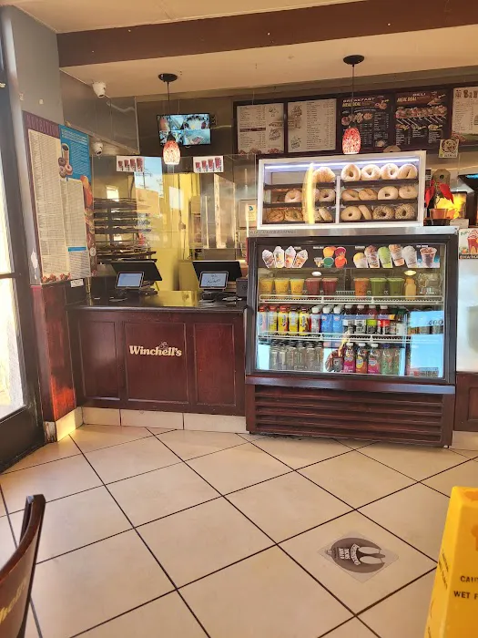 Winchell's Donut House Picture 6