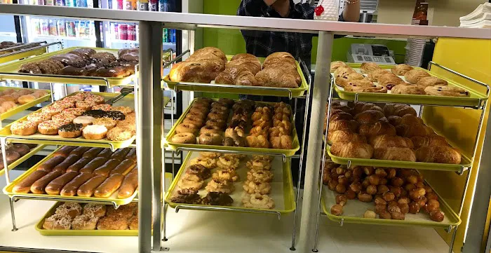 Granny's Donuts Picture 7