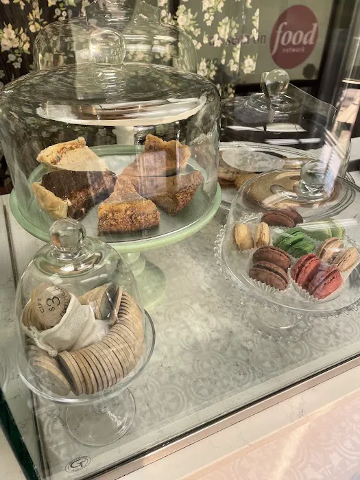 Sugar From The Heart Bakeshop Picture 6