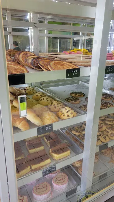 Medina's Bakery Picture 6