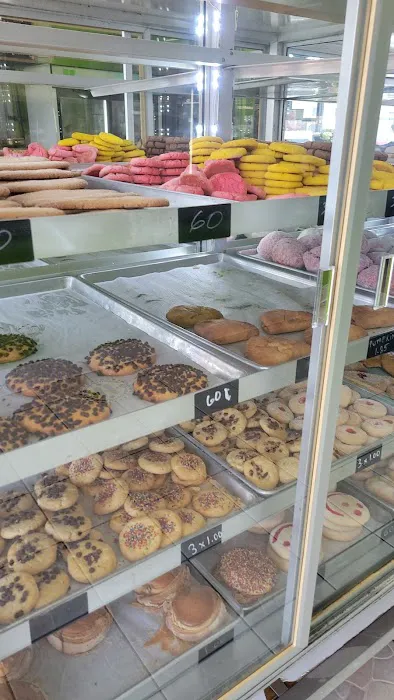 Medina's Bakery Picture 7