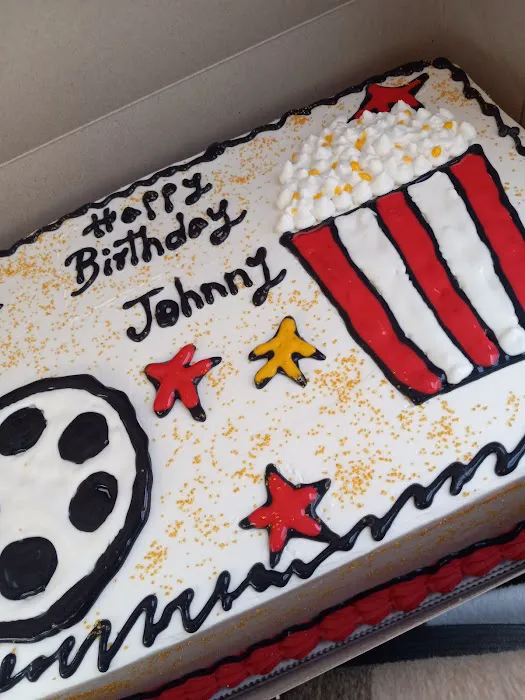 Medina's Bakery Picture 10