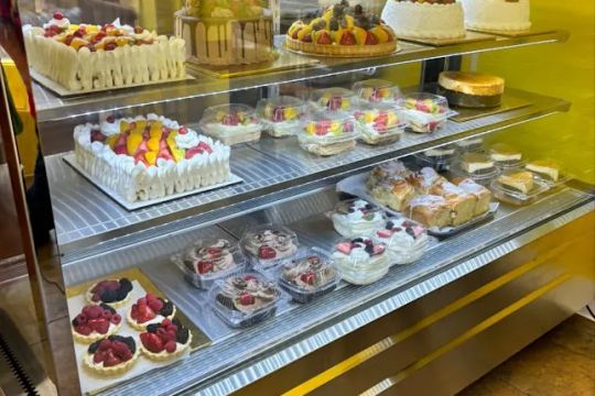 Mil Hojas Bakery