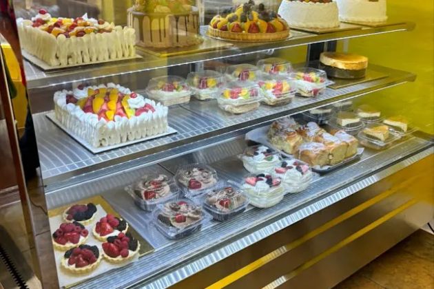 Mil Hojas Bakery
