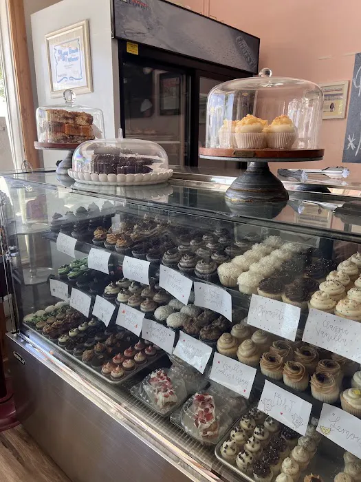 Miss Priss Cupcakes & Such Picture 6