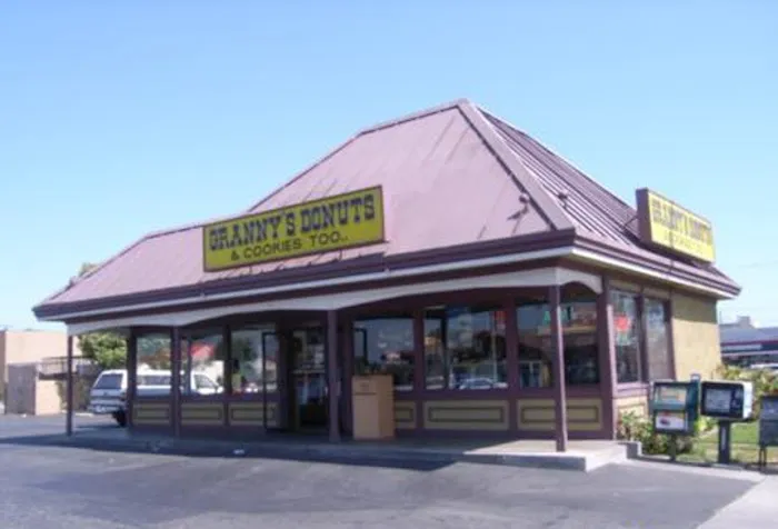 GRANNY'S DONUTS INC Picture 9