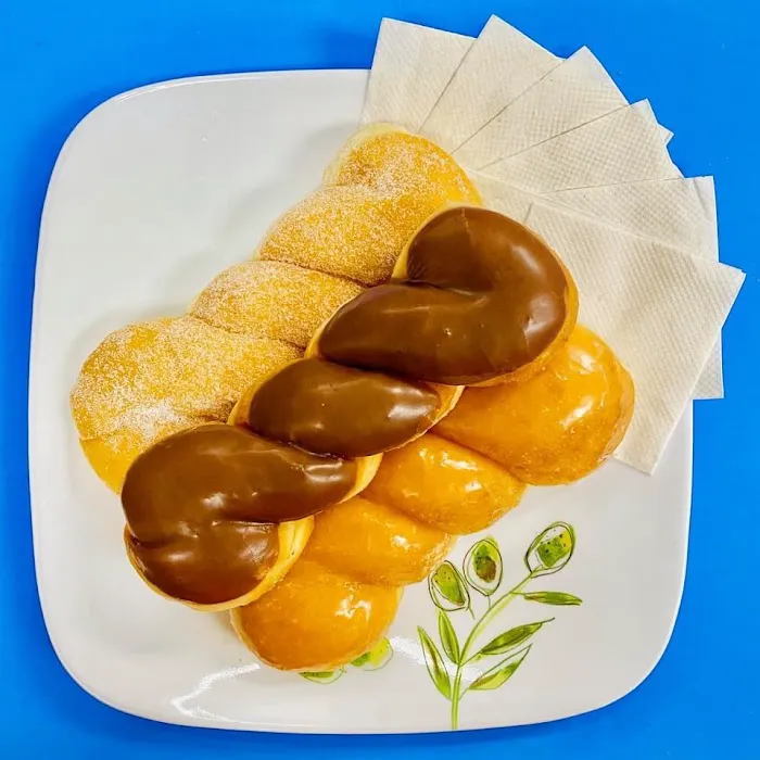 K-Inn Donuts Picture 5