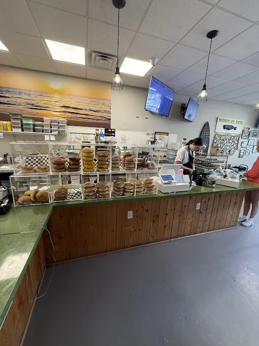 Dune Donuts and Bagels Picture 6