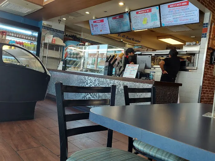 Brooklyn Bagel LAX Picture 5