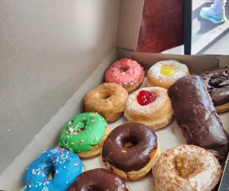 Yum Yum Donuts