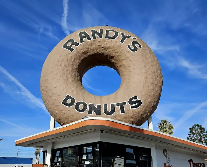 Randy's Donuts Picture 1