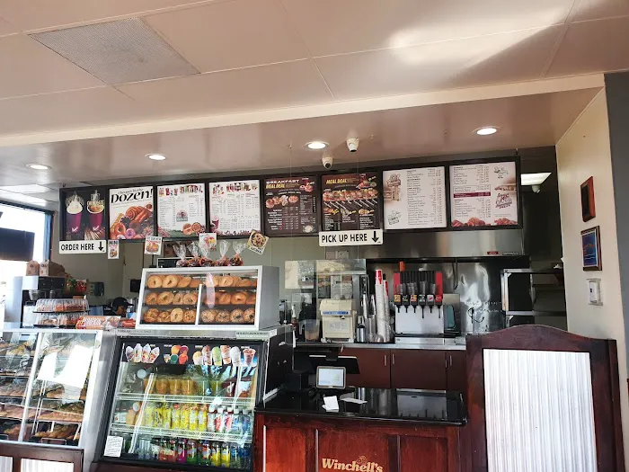 Winchell's Donut House Picture 6