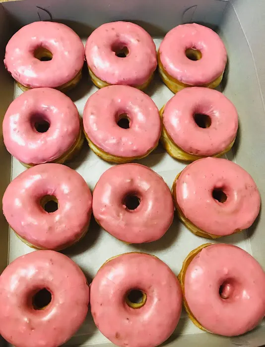 Amigos Donuts Picture 2